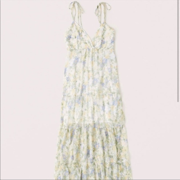 Abercrombie & Fitch Love Struck Maxi Dress - Picture 3 of 8
